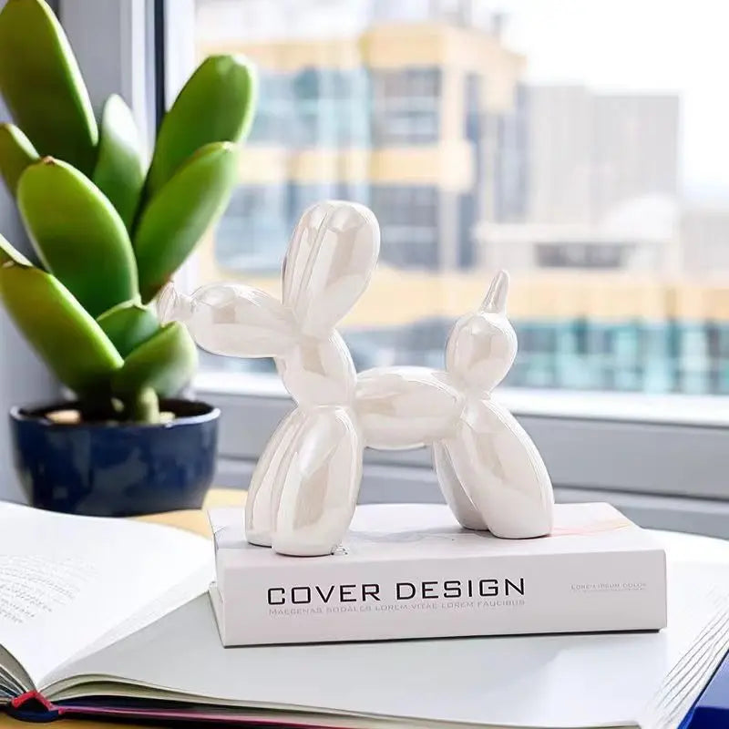 Moderne Keramik Ballon Hund Figur für stilvolle Raumdekoration