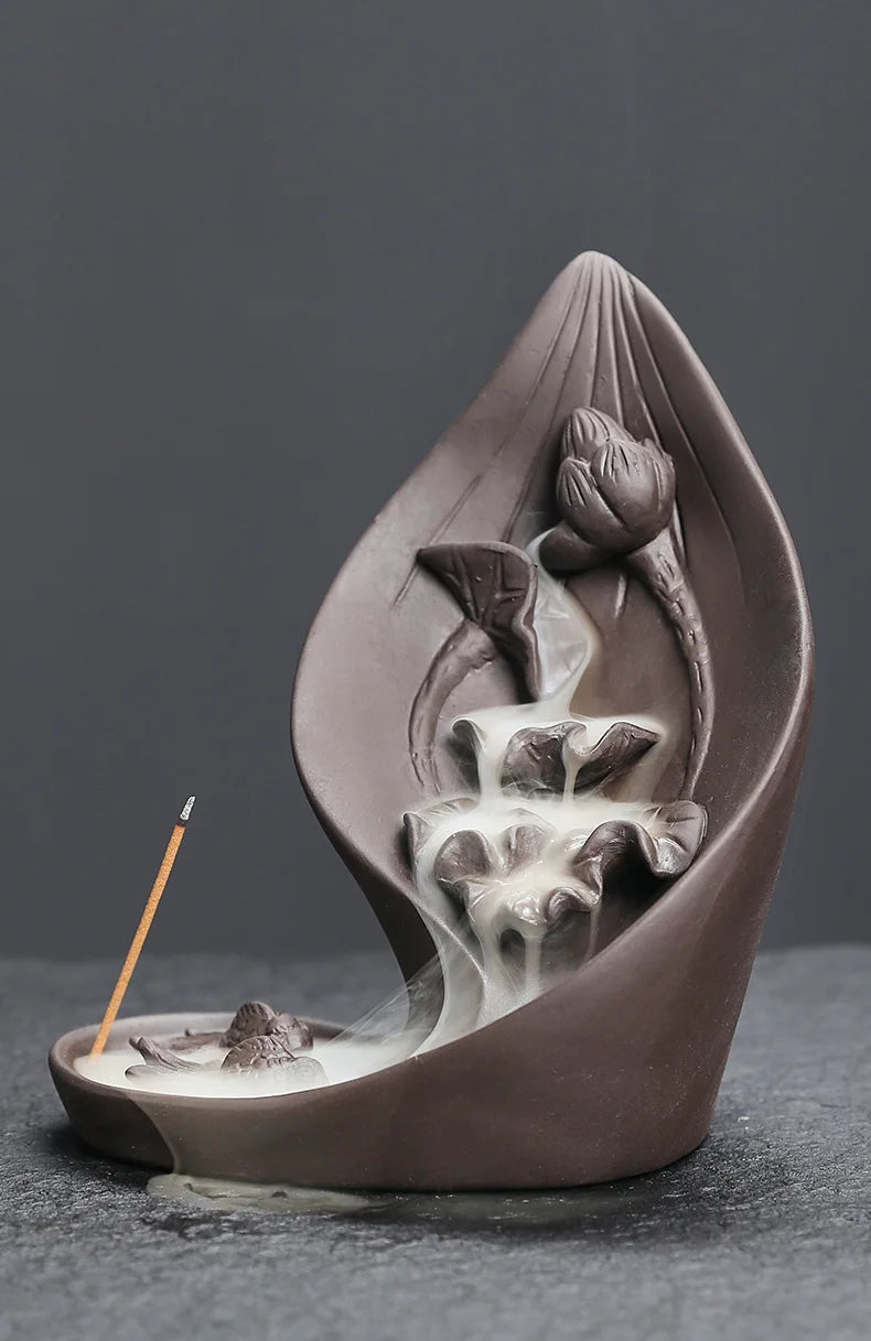 Kreatives lila Lotusblatt Räuchergefäß aus Keramik