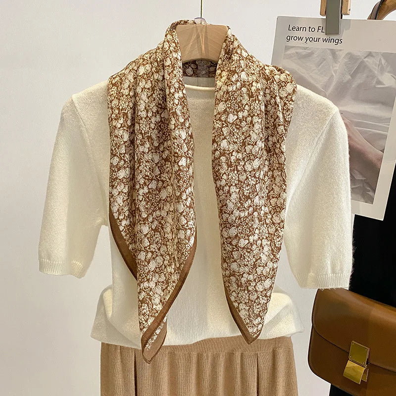 Vielseitiges Halstuch mit Druckmuster für Damen und alle Jahreszeiten