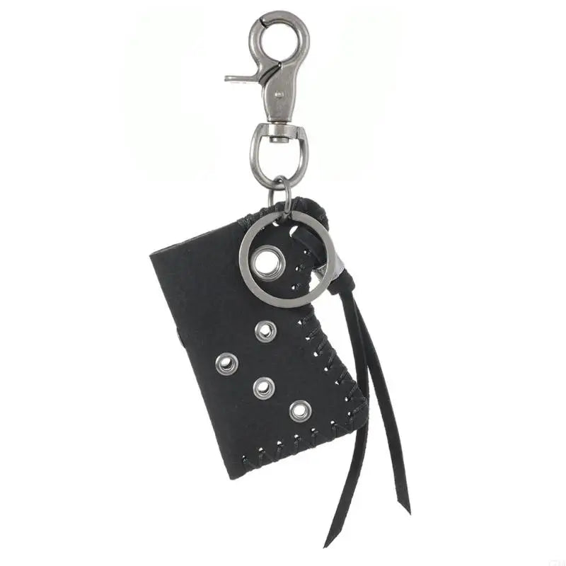 Lederschlüsselanhänger im Retro Stil mit robustem Edelstahlverschluss