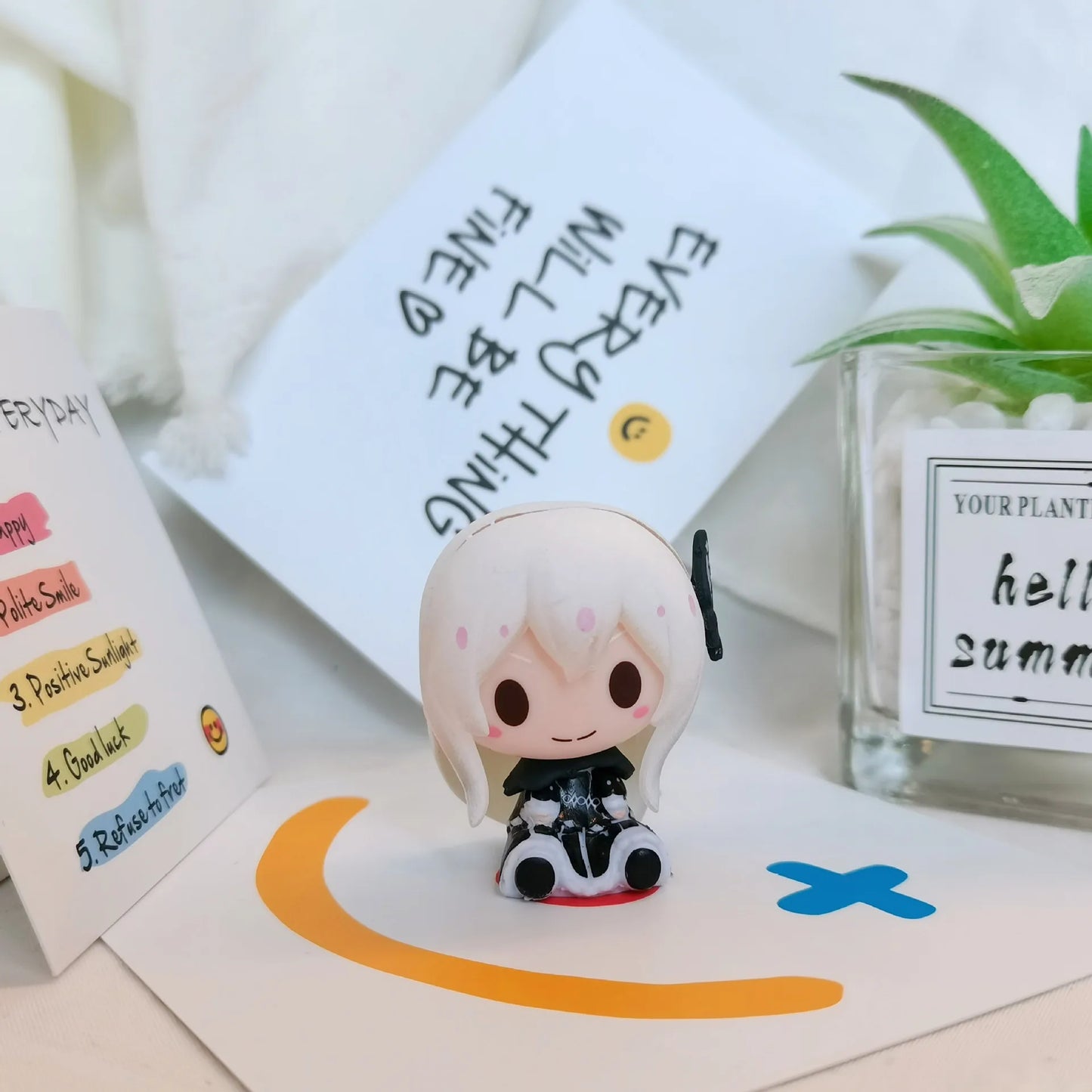 Niedliche Anime Figur Q-Version Dekoration für Büro und Zuhause