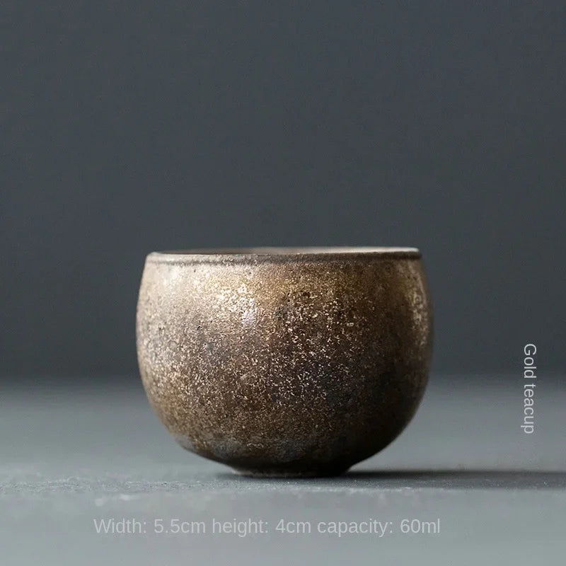 Handgemachte Keramik Teetasse mit Retro Vergoldung