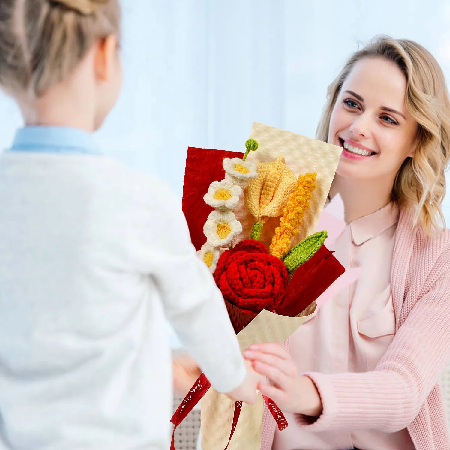 Handgefertigter roter Rosenstrauß aus Polyester für besondere Anlässe