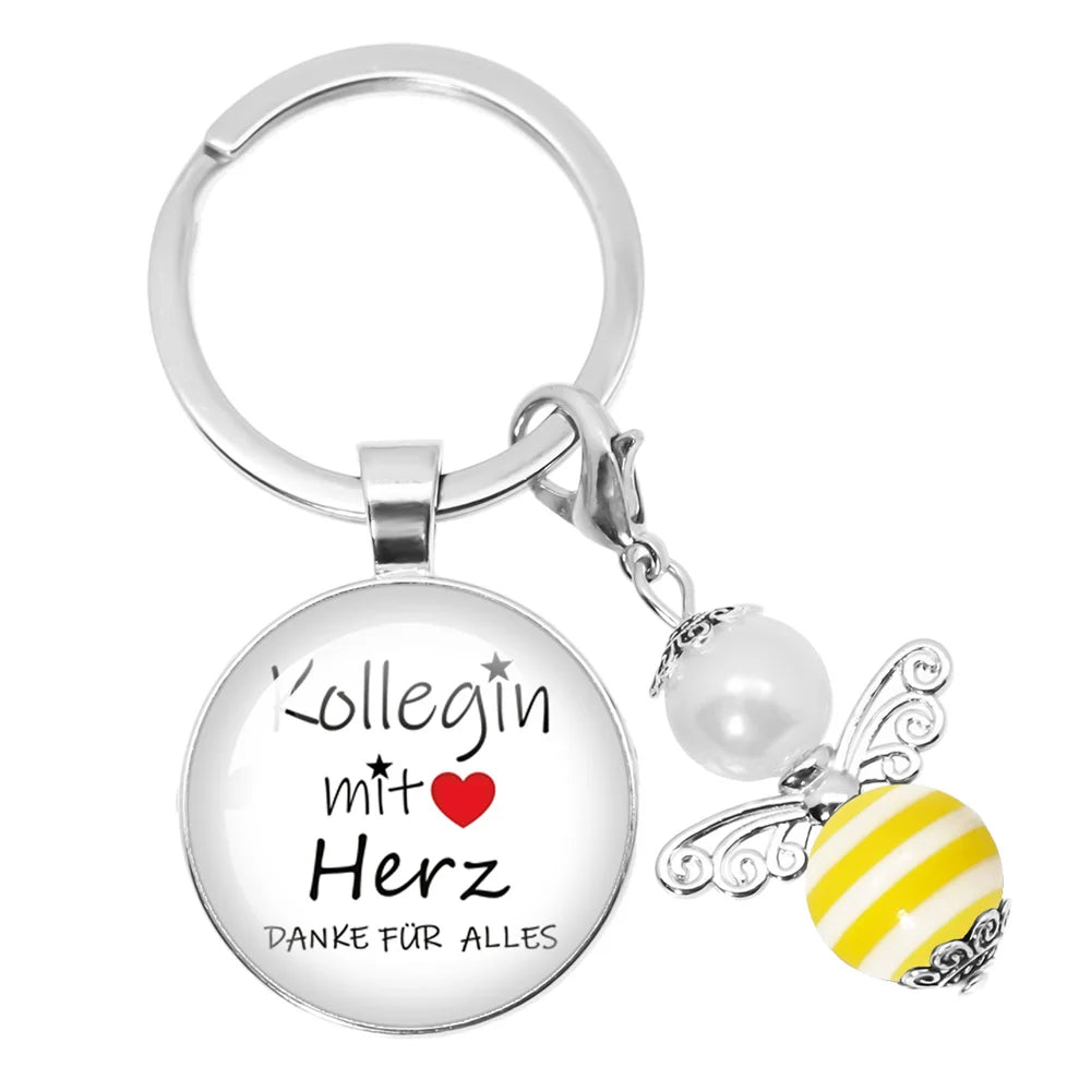Personalisierbarer runder Schlüsselanhänger für besondere Anlässe