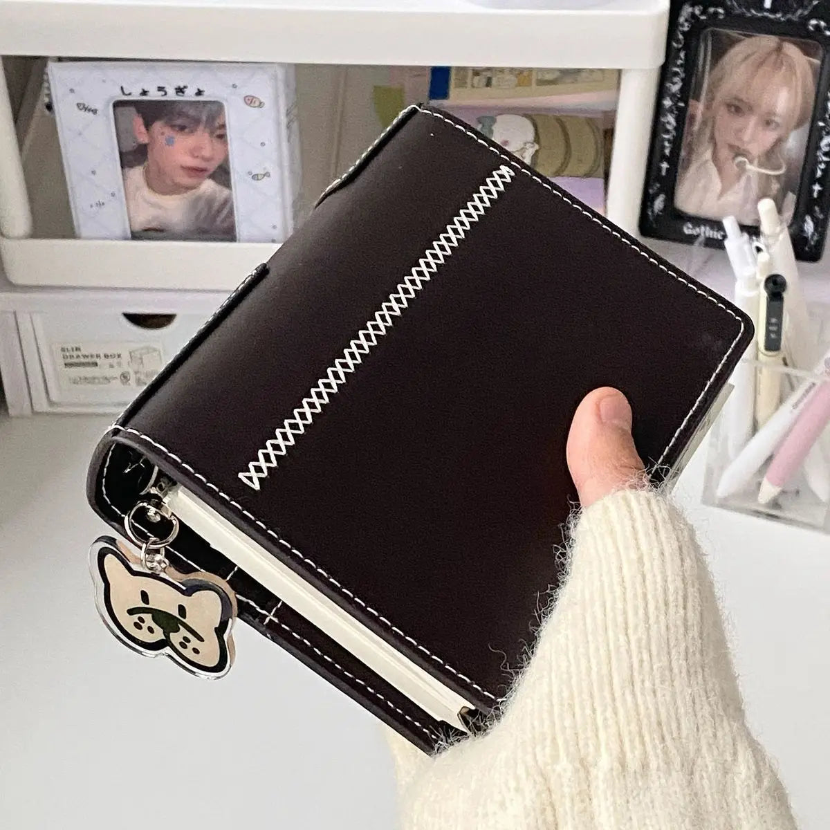 Bindemittel A7 Notizbuch abnehmbar loseblattig dunkelbraun weiß Kunstleder