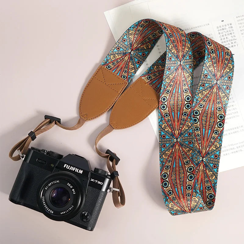 Breiter Vintage Kameragurt mit Blumenmuster für DSLR Kompatibel