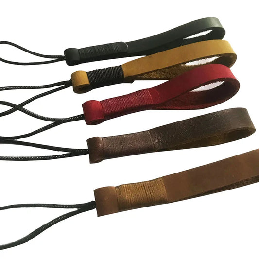 Eleganter Schlüsselanhänger aus Echtleder für Männer und Frauen