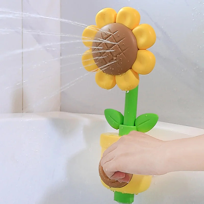 Baby Duschespielzeug mit Sonnenblumen Sprühkopf für Badespaß