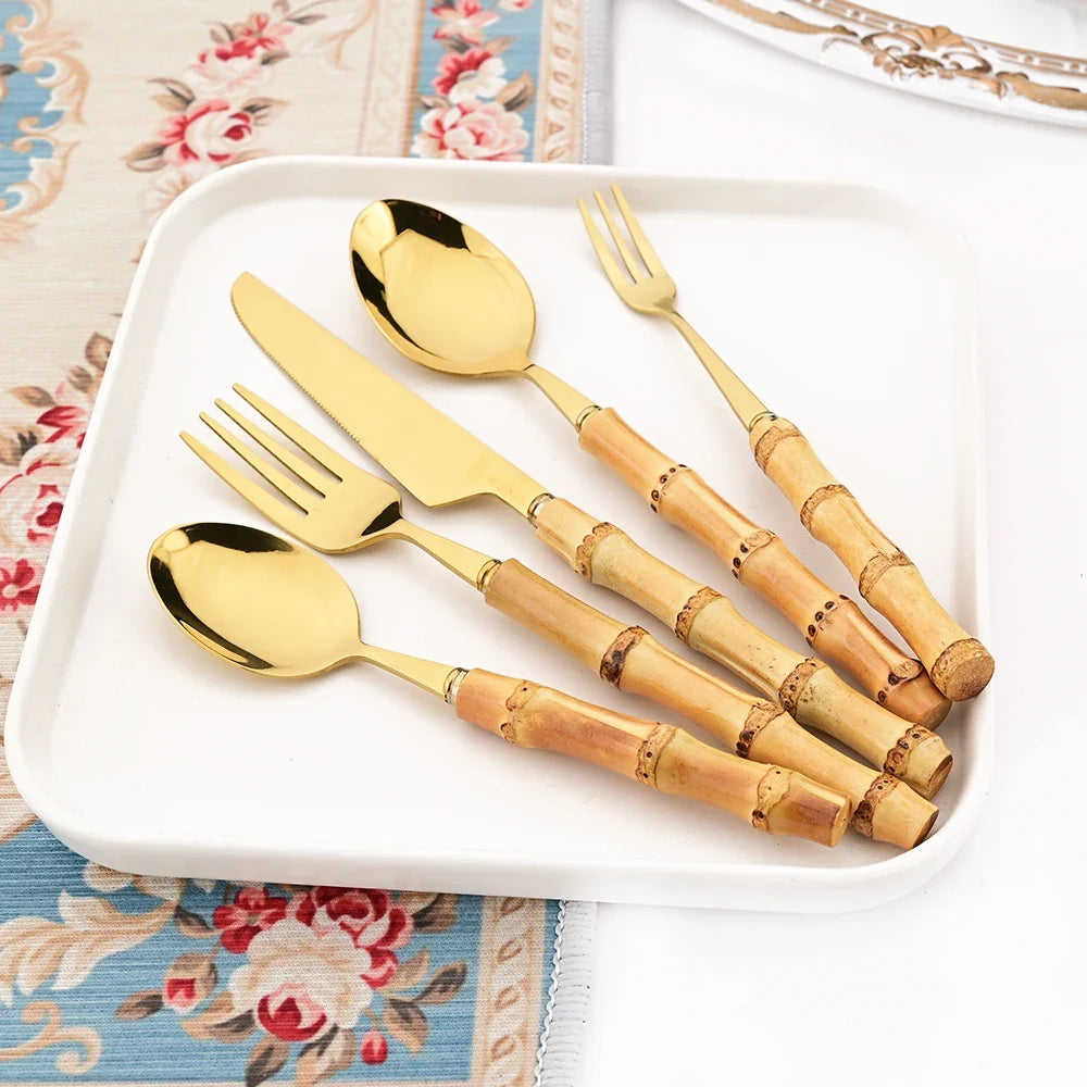Modernes 4/5-teiliges Besteckset mit schwarzem Bambusgriff und Edelstahl-Design