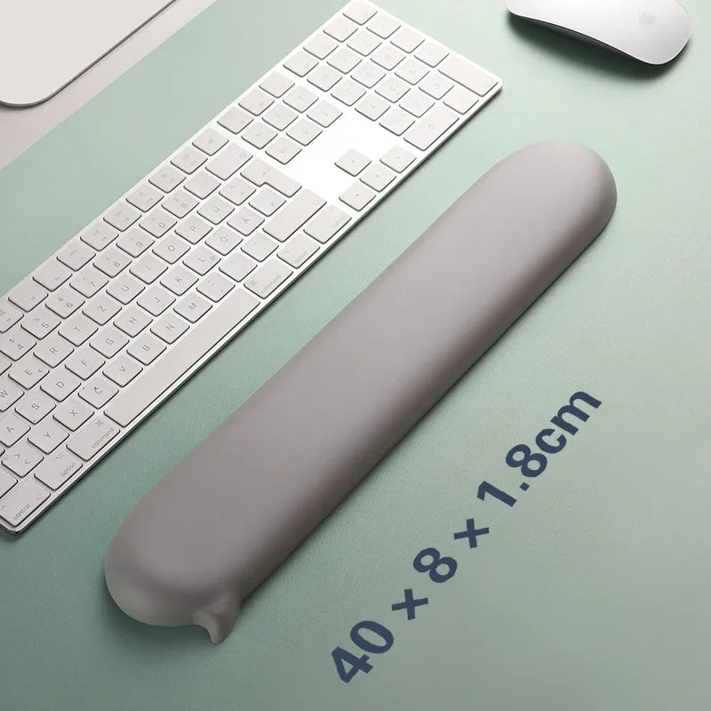 Kawaii Silikon Mauspad mit Handgelenkauflage ergonomisch 140x80x18 mm