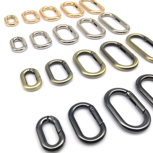 Ovaler Karabiner mit Schnappverschluss für sichere Befestigungen