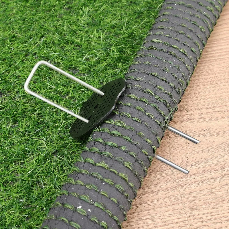 Robuste Kunststoff-Heringe für sichere Gartenbefestigung