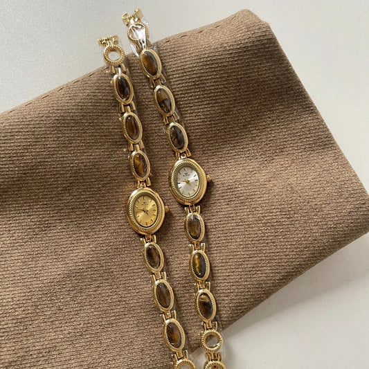 Elegante Damenuhr mit grünem Jade-Quarz Armband und Wasserschutz