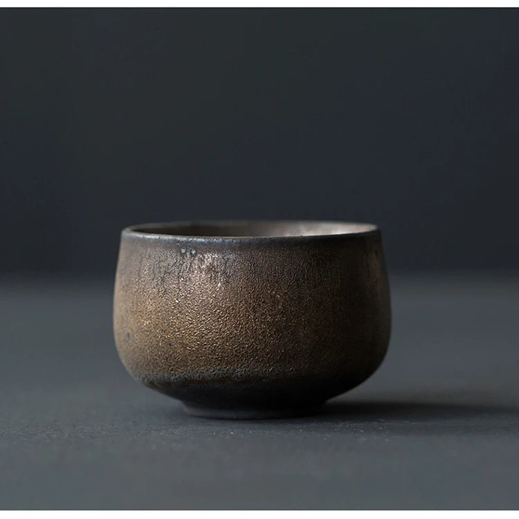 Handgemachte Keramik Teetasse mit Retro Vergoldung