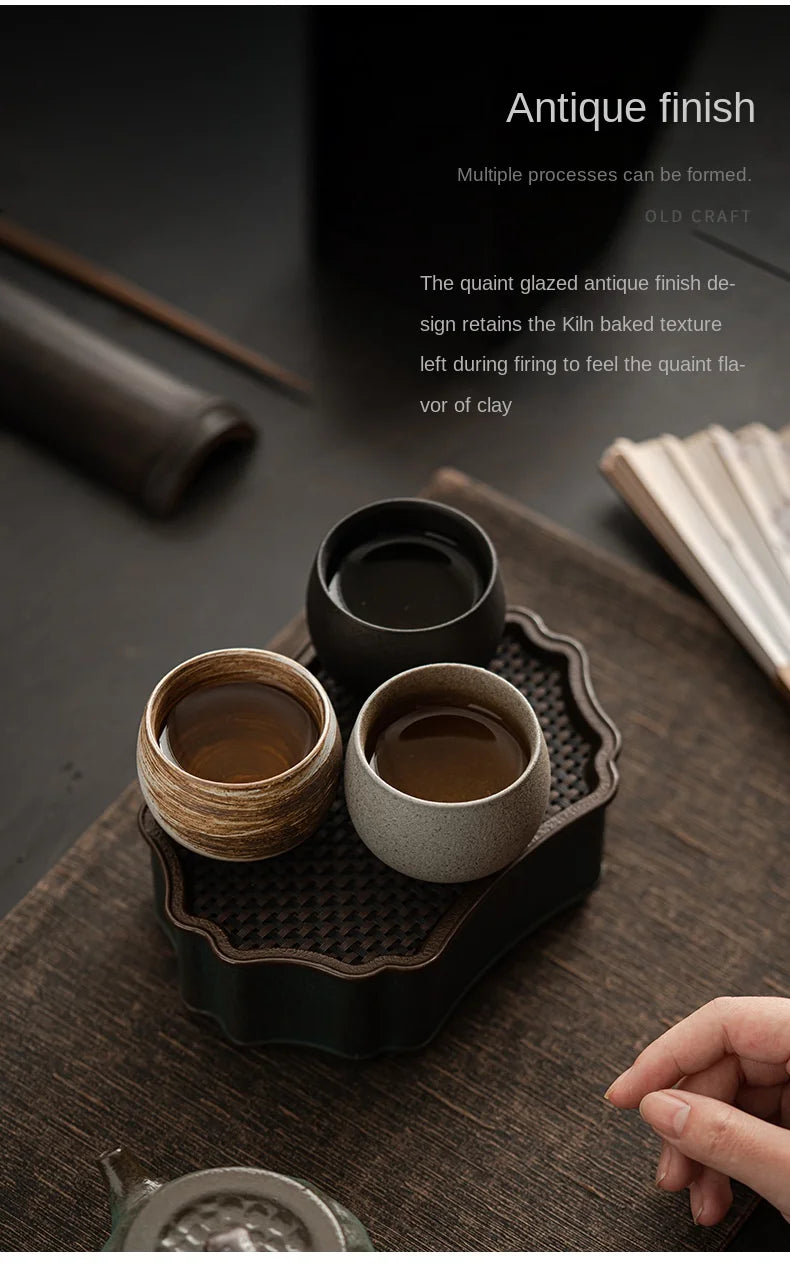 Handgefertigte Keramik Teetasse im japanischen Stil