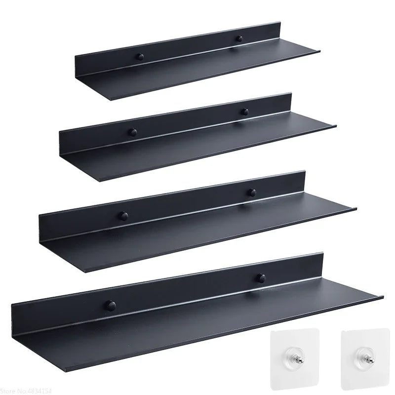 Platzsparendes Bad Regal aus schwarzem Aluminium