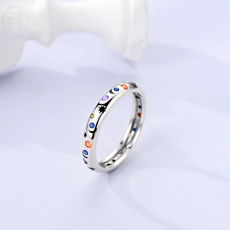Funkelnder 925 Silber Ring mit Zirkon – Edle Designs für Frauen