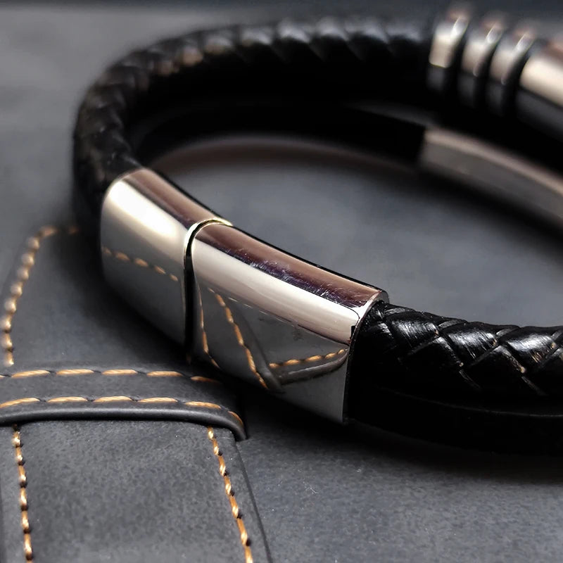 Multilayer Herren Armband aus Edelstahl und Leder mit Perlen Design