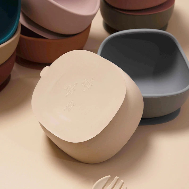 Baby Saugnäpfe Silikon rutschfestes Kindergeschirr BPA-frei Trainingsschüssel