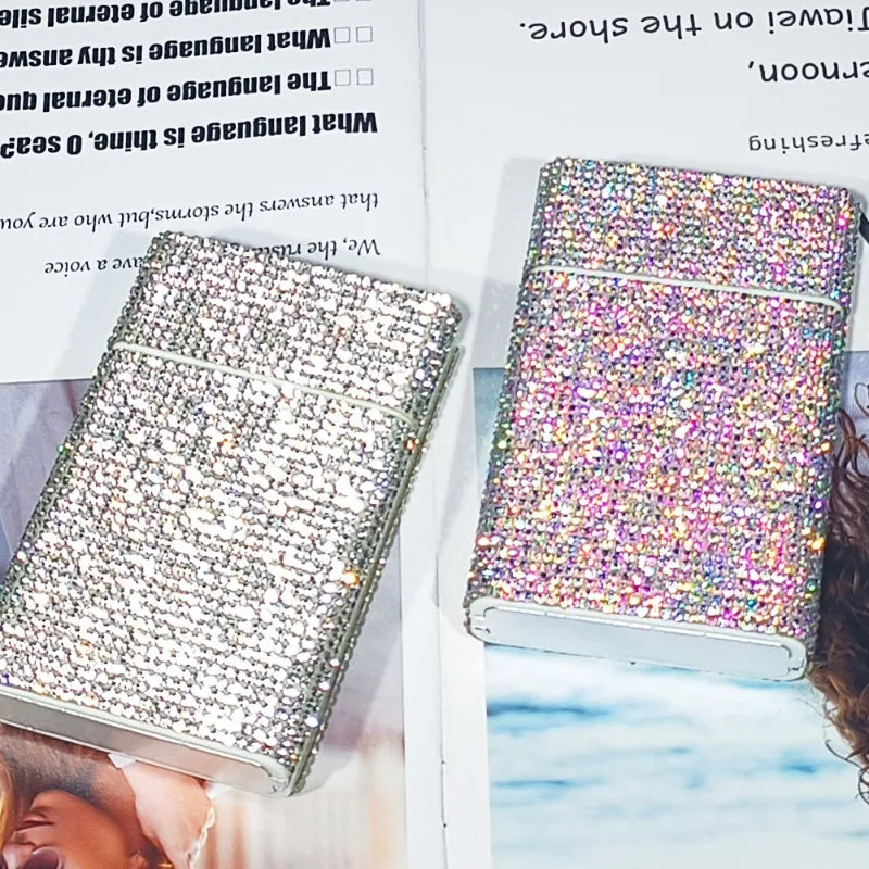 Elegantes personalisiertes Damen Zigarettenetui mit Diamantbesatz