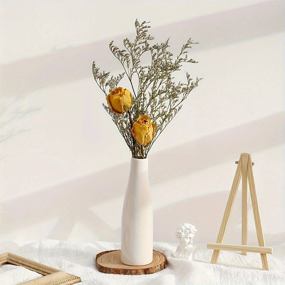 Moderne Bauernhaus Keramikvase in Weiß für stilvolle Dekoration