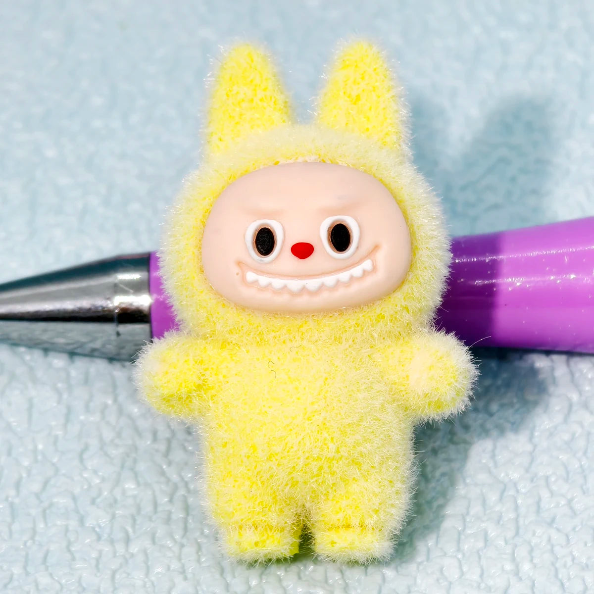 Kreativer transparenter Silikon Schlüsselanhänger mit Plüschmotiv