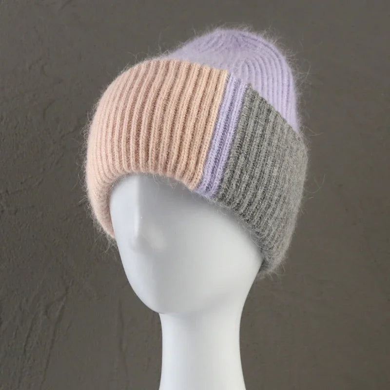 Weiche warme Damen Wintermütze aus Kaninchenwolle gestrickt