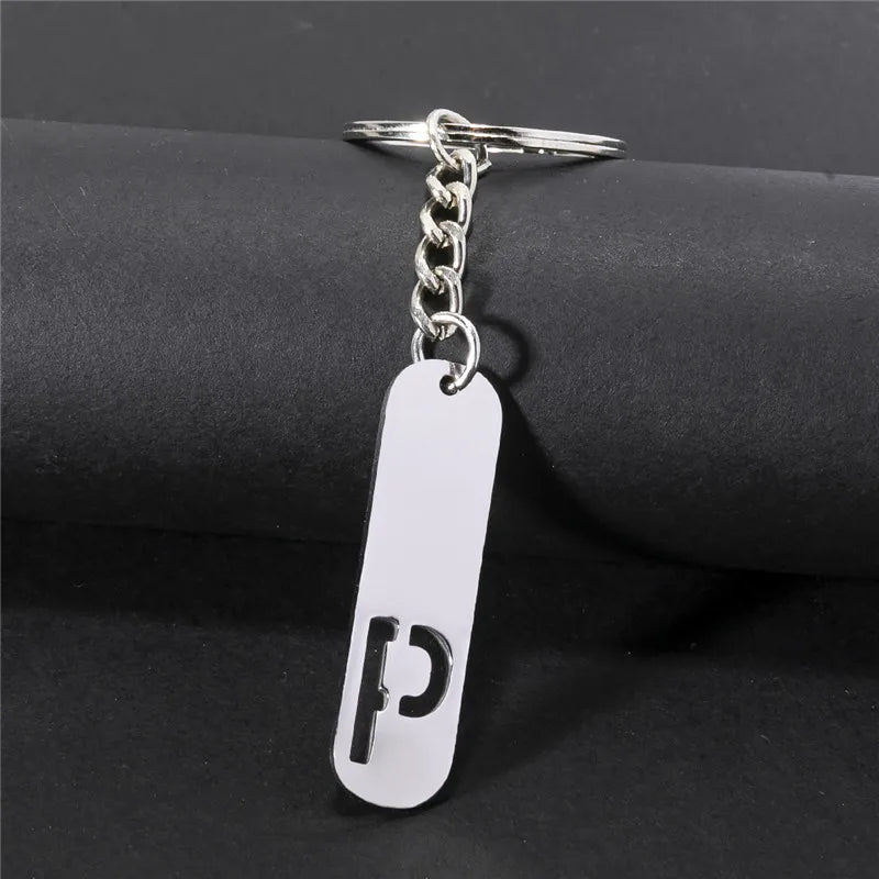 Edelstahl A-Z Buchstaben Schlüsselanhänger Metall Charm Unisex Geschenk