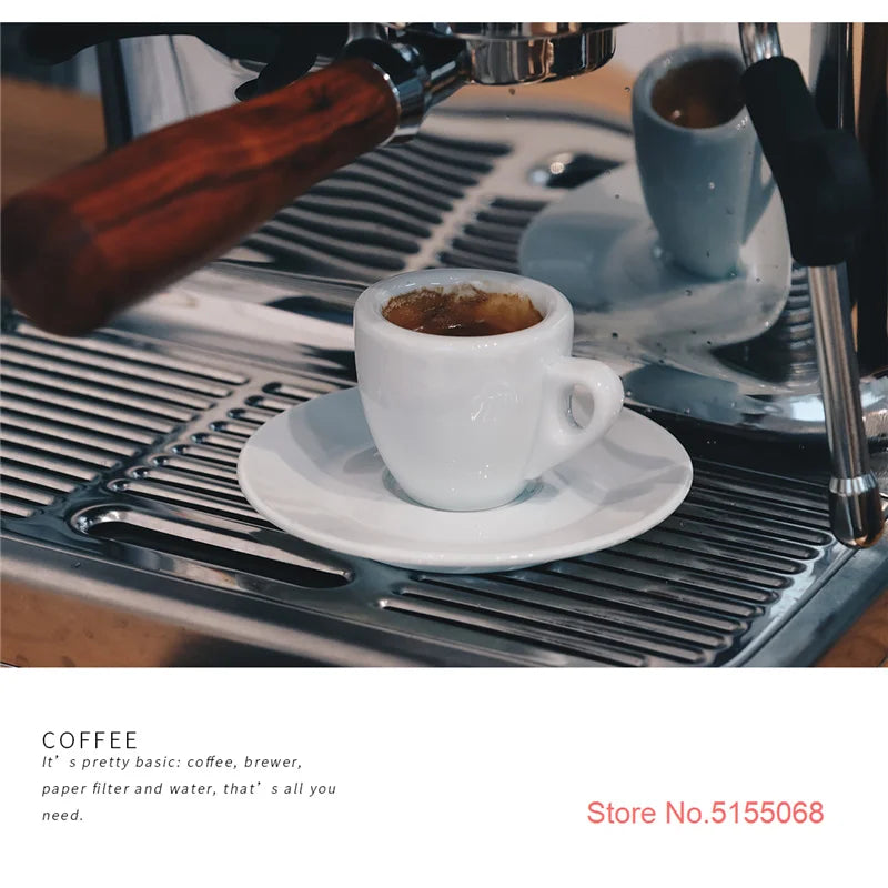 Espressotassen und Untertassen Set aus Keramik 9 mm Dick