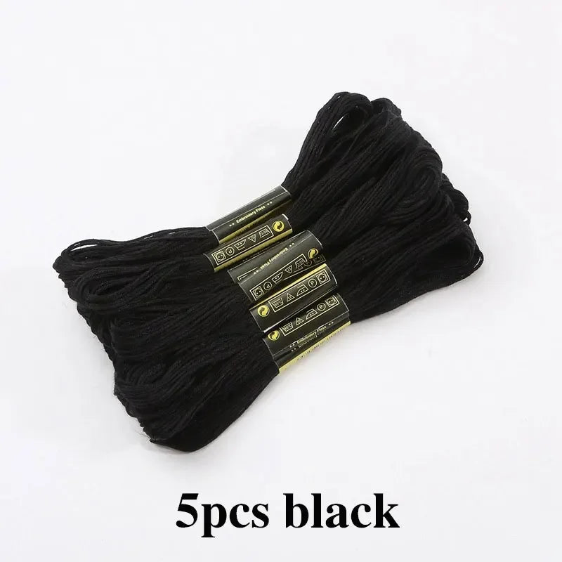 Vielseitiges Stickgarn Mix Farben für Kreativprojekte und Handarbeiten