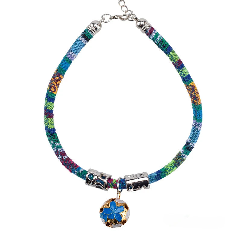 Japanischer Stil Haustierhalsband aus Baumwolle mit Glocke Verstellbar