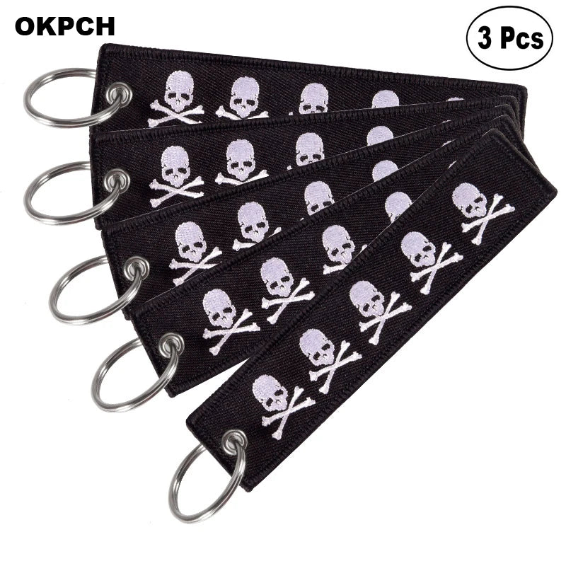 3-teiliges Schlüsselanhänger Set Bestickte Metallanhänger für Autos Motorräder