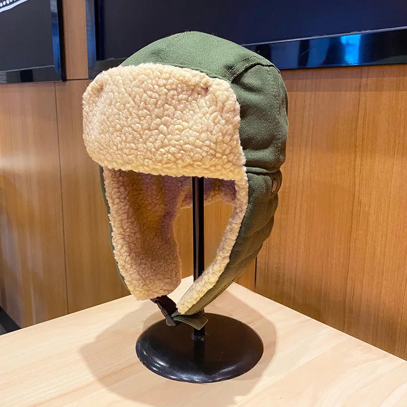 Warme Wintermütze mit Ohrenklappen und Fauxpelz für Outdoor-Schutz