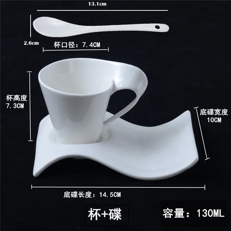 Espresso Tassen Set aus Keramik mit Löffel und Untersetzer