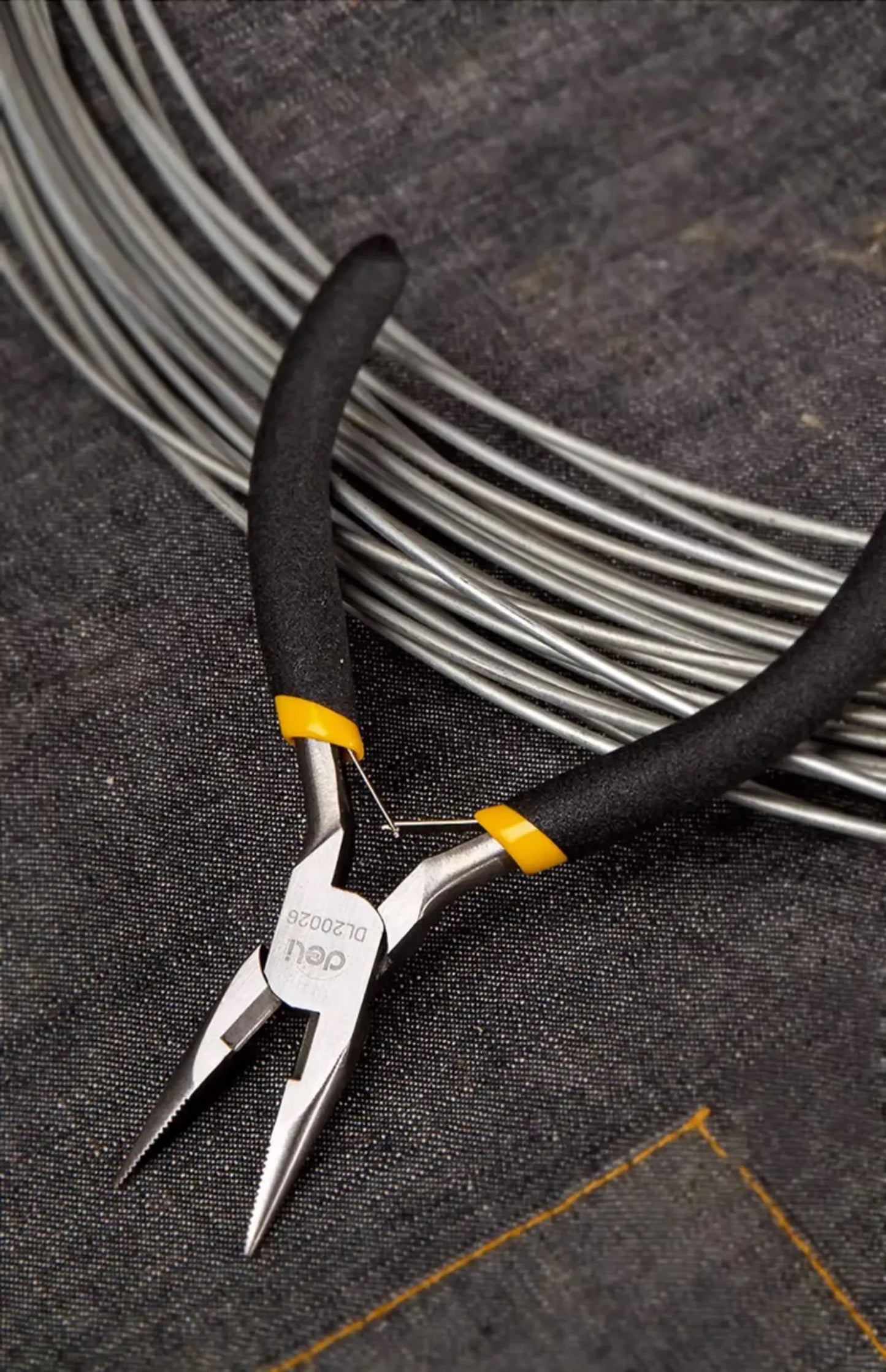 Präzisions-Mini-Zange für feine Bastelarbeiten