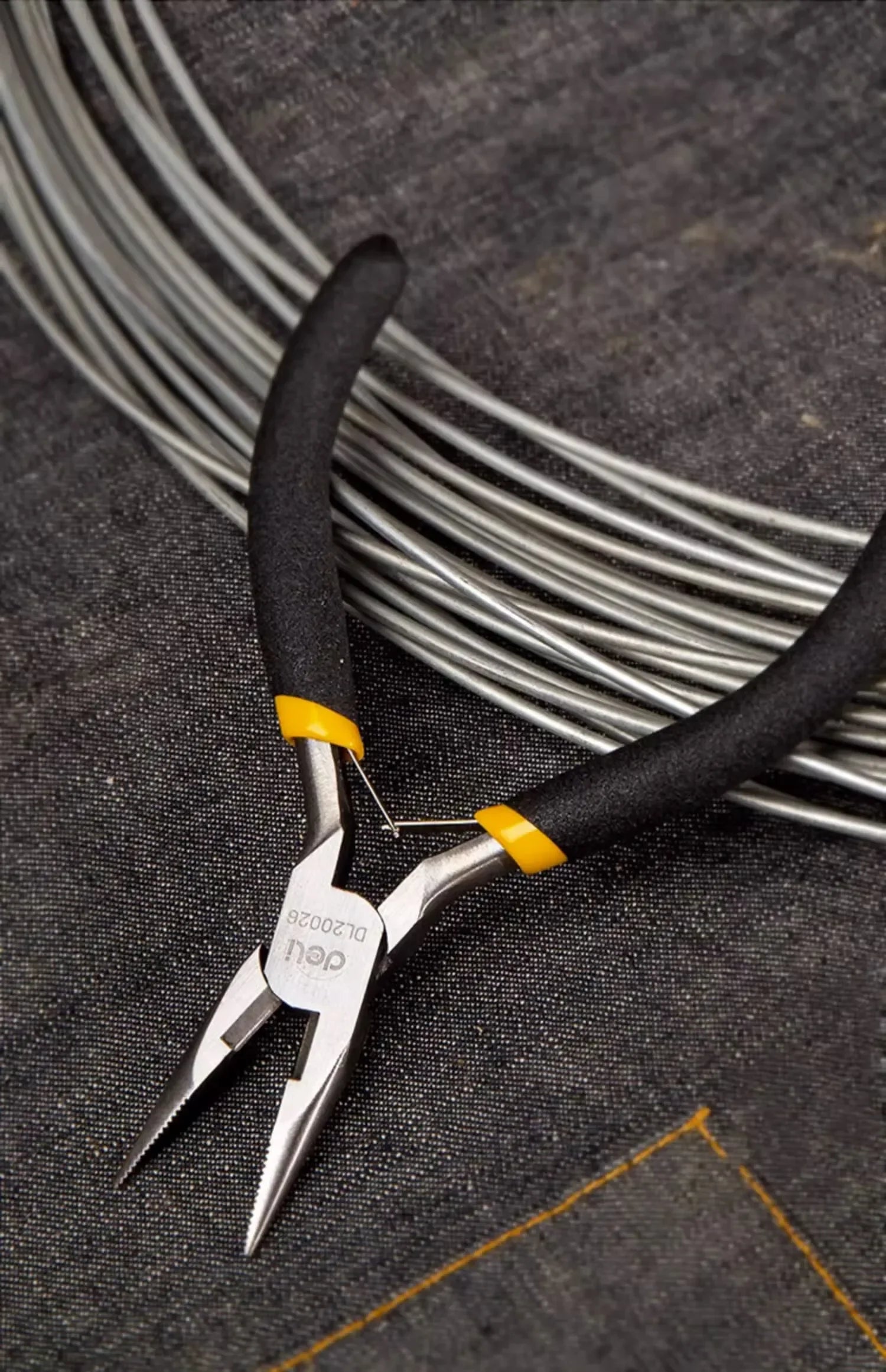 Präzisions-Mini-Zange für feine Bastelarbeiten