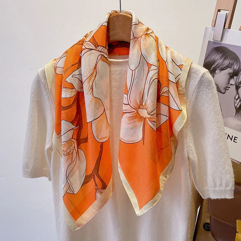 Vielseitiges Halstuch mit Druckmuster für Damen und alle Jahreszeiten
