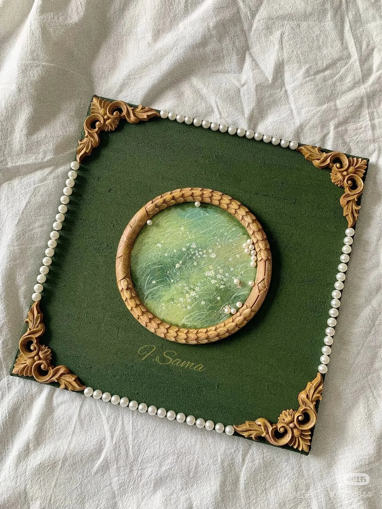 Handgeschnitzte Holz-Dekoration im Twist-Linien-Stil für Ihr Zuhause