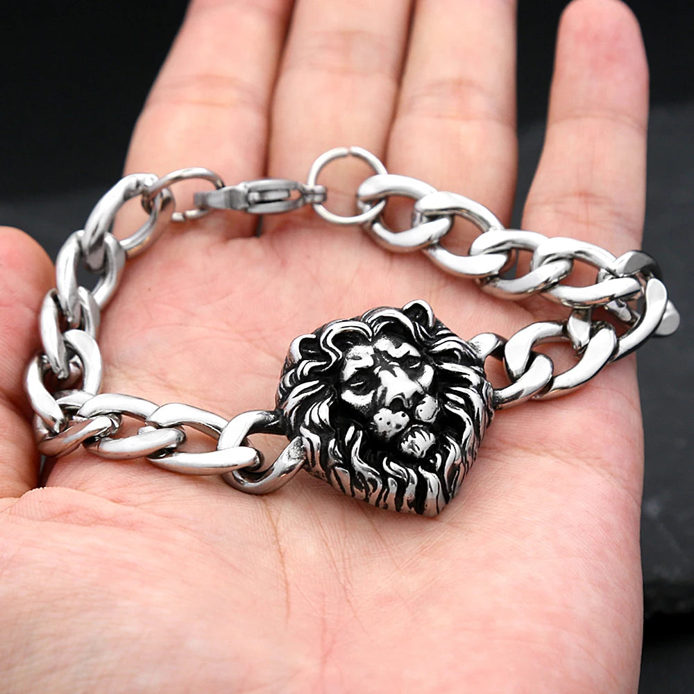 Robustes Edelstahl Herren Armband mit Löwen Leopard Design