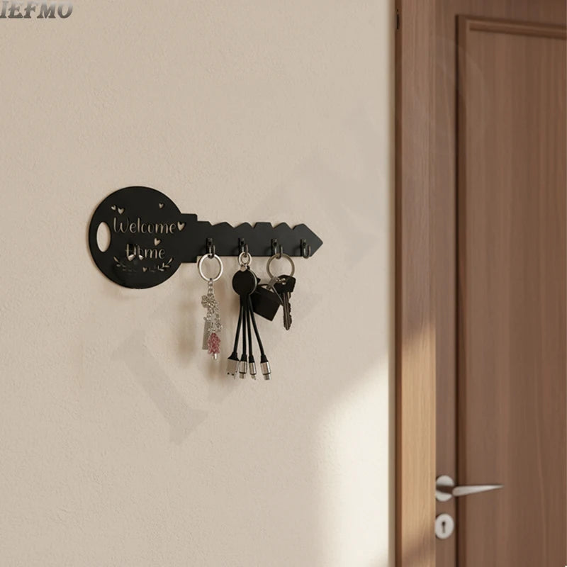 Rustikaler Vintage Schlüsselhalter aus Holz mit 5 Haken zur Wandmontage