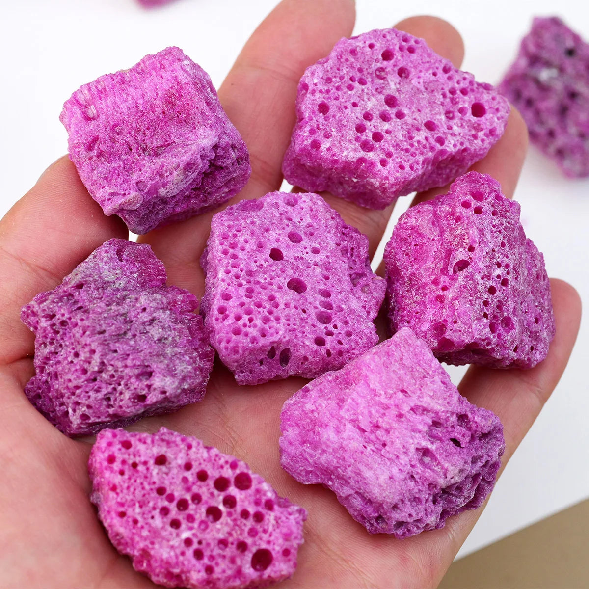 Natürlicher Rubin Rohkristall Geode Quarz Unregelmäßig Deko Heilstein Feng Shui