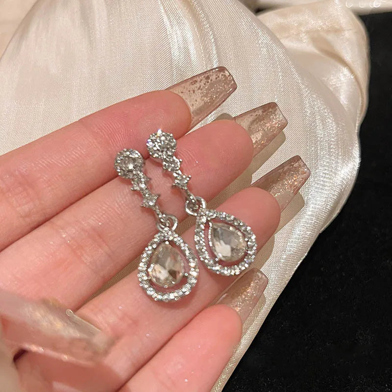 Elegante Quadratische Ohrringe mit bunten Zirkonen für Damen