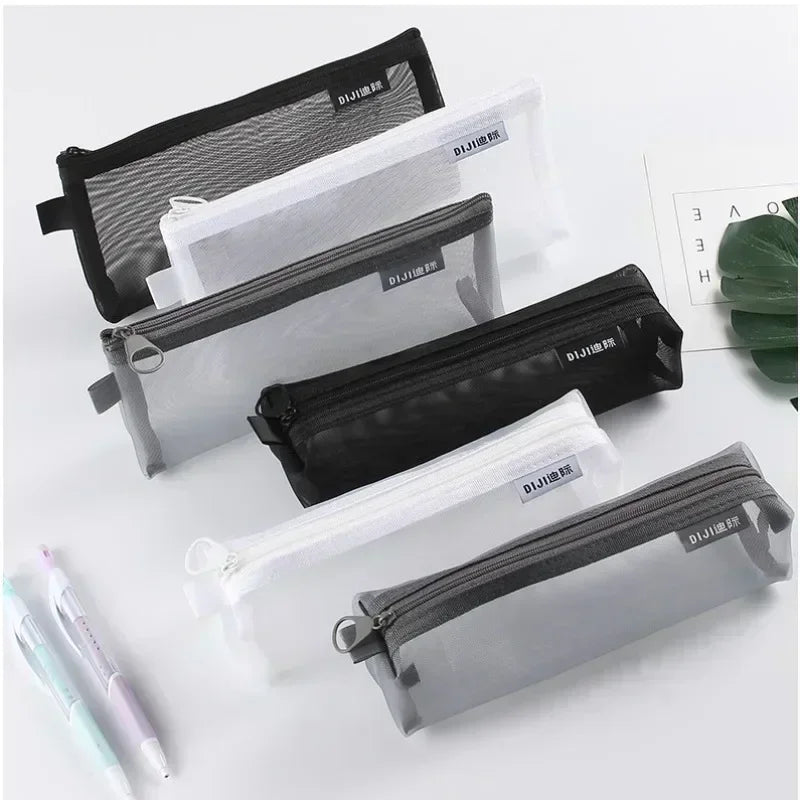 Transparentes Mesh Etui zur Aufbewahrung von Stiften in verschiedenen Farben