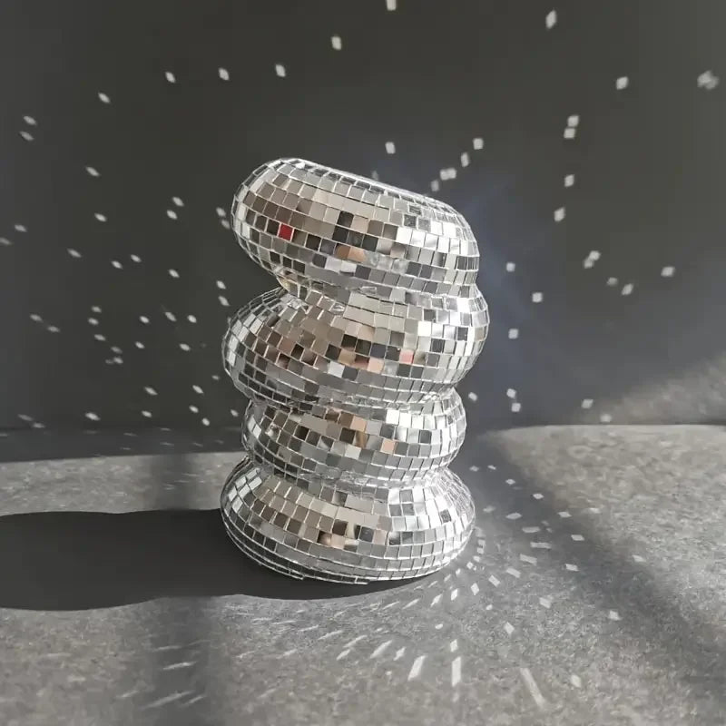 Vielseitige Deko-Kugel aus Glas für einzigartige Tischarrangements