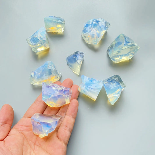 Glitzernder Opal Deko Stein fuer Raumduft und Ambiente