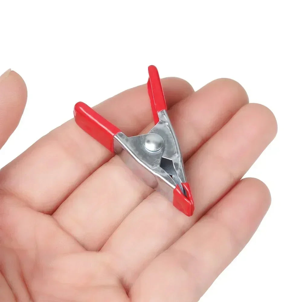 Robuste Federklemmen mit Gummispitzen für Heimwerker und Profis