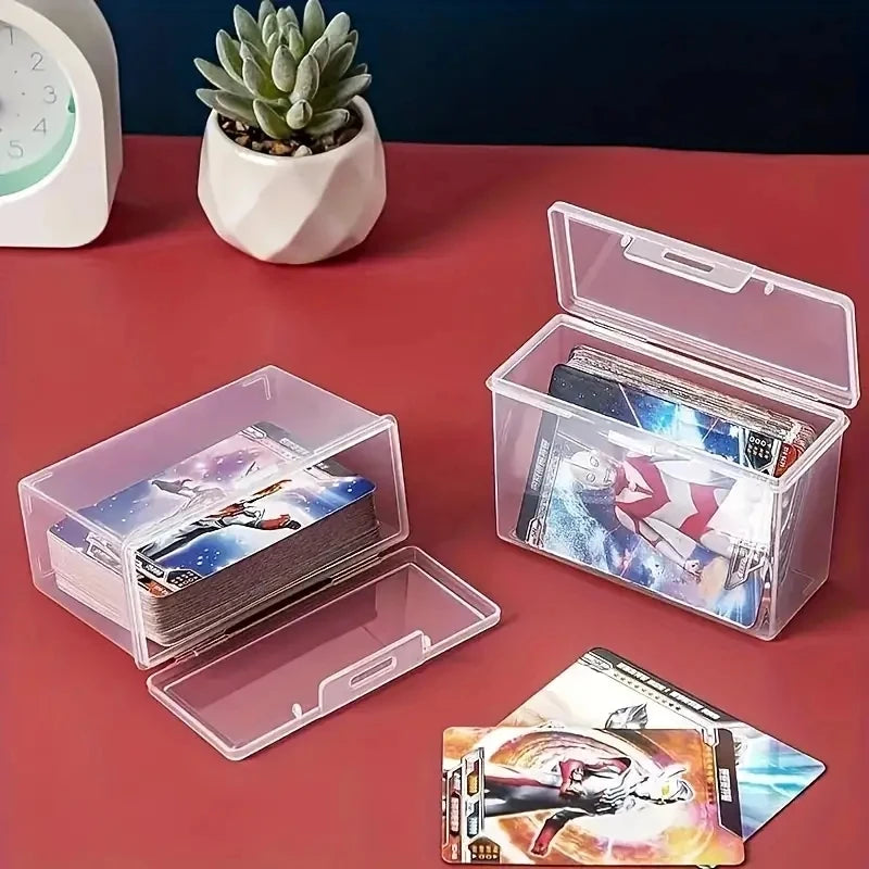 Transparente Kunststoff-Spielkartenbox mit Fotohalter – strapazierfähig - kompakt
