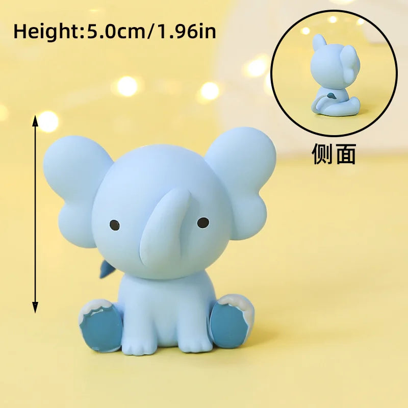 Bunte Kuchendekoration mit Dschungeltieren für Kinderpartys