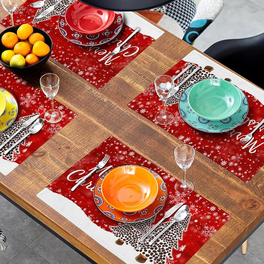 Festliche Tischsets mit Schneeflocken für Weihnachten und Neujahr