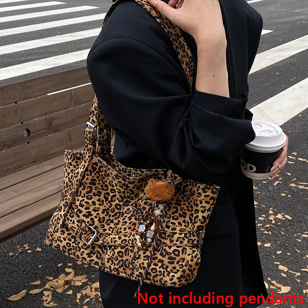 Leichte Damen Umhängetasche mit großem Fassungsvermögen und Leopardenmuster